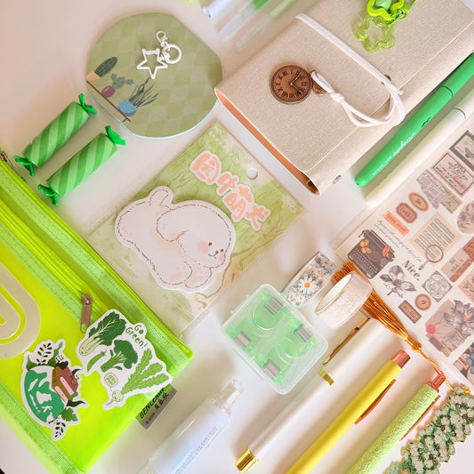 Fresh Bloom Stationery Set 💚